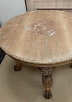 Реставрация антикварного стола с резьбой