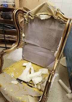 Реставрация и золочение антикварного кресла