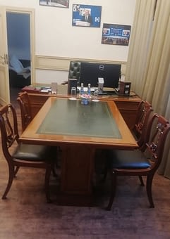 Реставрация комплекта старых письменных столов