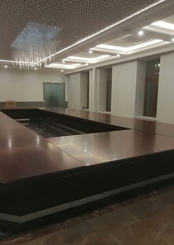Реставрация стола для заседаний премиум сегмента